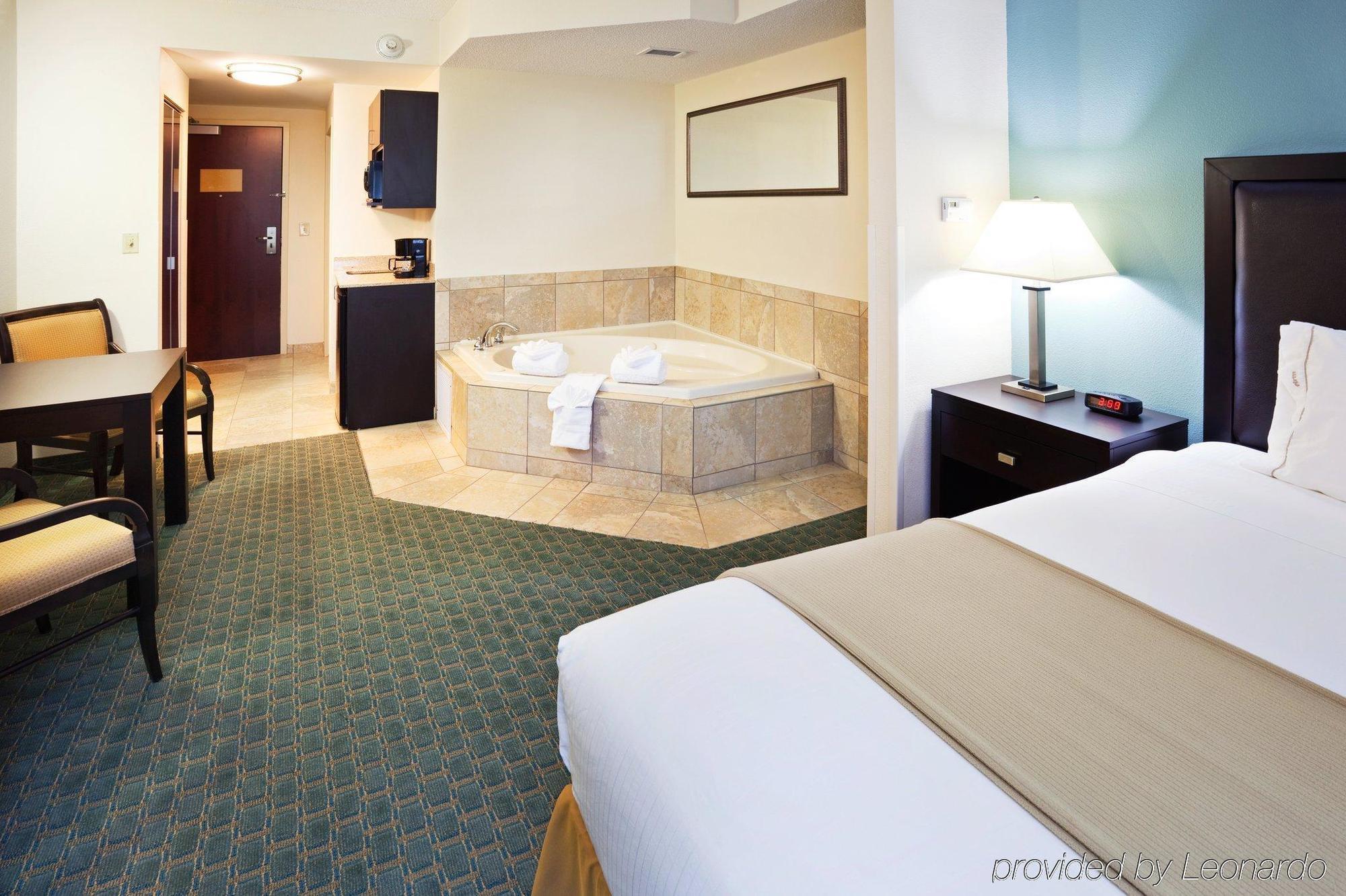 Holiday Inn Express & Suites Lebanon-Nashville Area By Ihg Bilik gambar